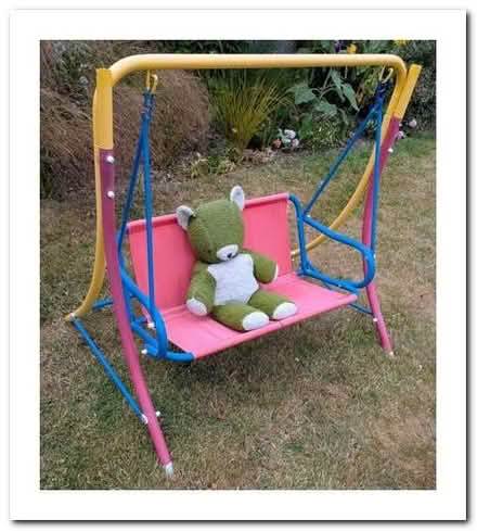 Photo of free Small Child's Swing (Worthen SY5) #1