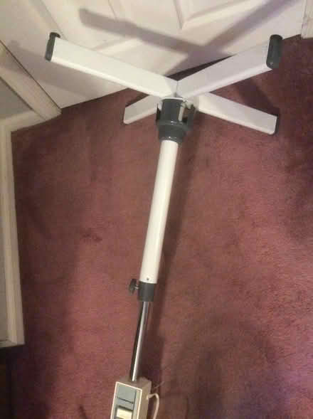 Photo of free Standing fan - mount broken (near Feasterville) #2