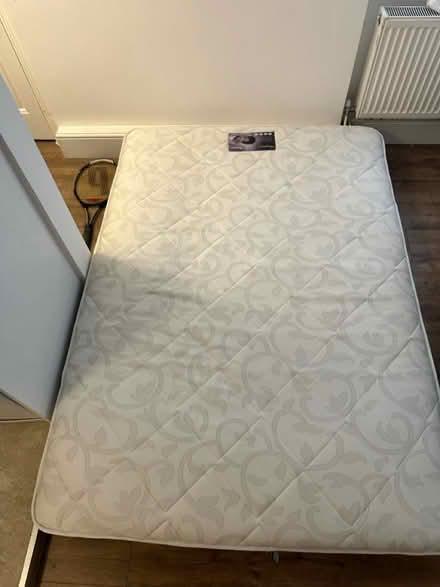 Photo of free Dreams Double Memory Foam Mattress (Hampstead NW6) #3
