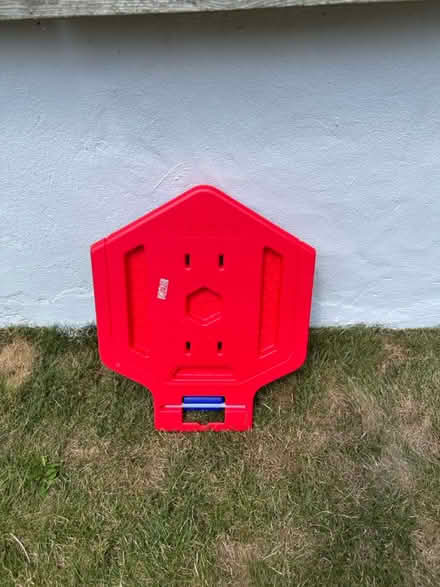 Photo of free Kids basketball hoop (Brighton BN1) #3