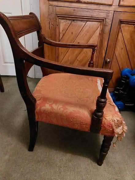 Photo of free Vintage chair (CT1) #3