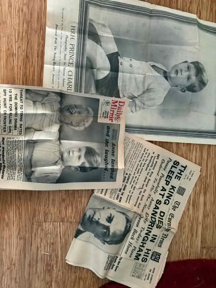 Photo of free Royal related original newspaper articles (Laindon SS15) #1