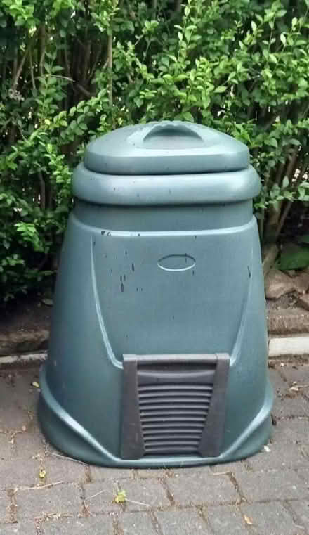 Photo of free Large compost bin (North shields NE29) #1