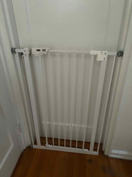 Photo of free Pet Gate (Forest Hills) #1