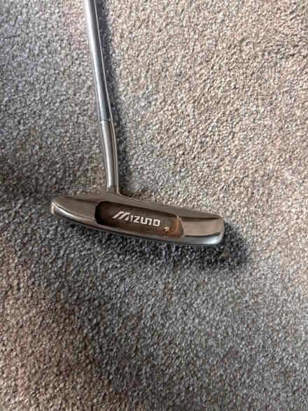 Photo of free Golf putter (UpperHale GU9) #1