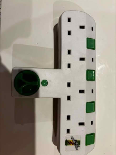 Photo of free Surge‐Protected Multi‐Socket Extension (with individual swit (Lavender Hill SW11) #3