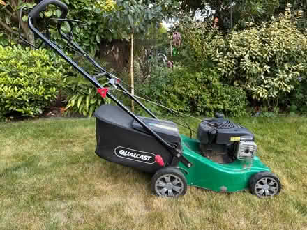 Photo of free Petrol lawn mower (Cheadle Hulme SK8) #2