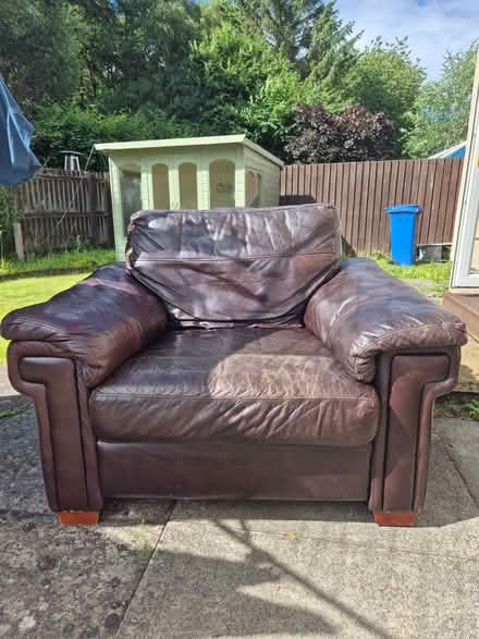 Photo of free Brown leather sofa (Glenrothes KY7) #2