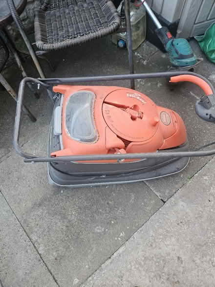 Photo of free Lawnmower (Ashton in Makerfield WN4) #3