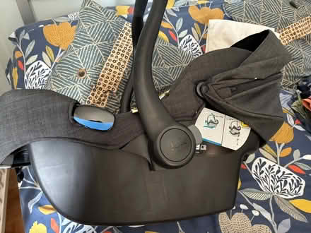 Photo of free Child’s car seat (London SE25) #4