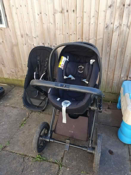 Photo of free 3 in 1 Cybex Pram, Car Set, Bassinet (Bradford on Avon BA15) #2