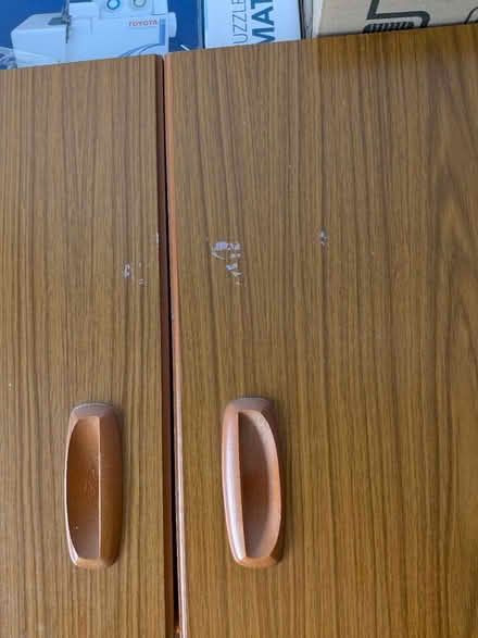 Photo of free Schreiber cabinet with mirror (Chester Road M15) #4