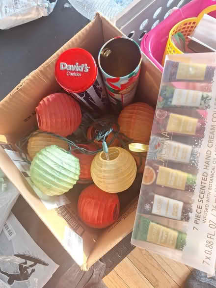 Photo of free Box O' lights (Bethesda Row) #1