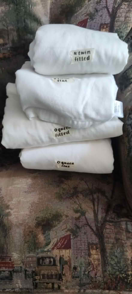 Photo of free Qween and full sheets (21702) #1