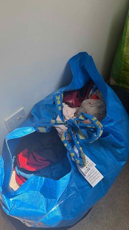 Photo of free Bag of women clothes (SE16) #1