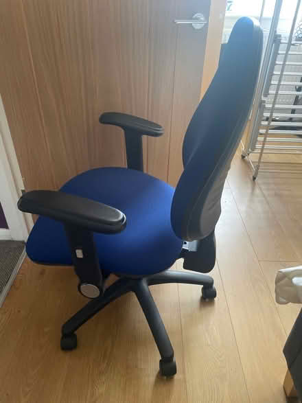 Photo of free Office chair on wheels with adj height & lumbar support (Cheshunt EN8) #3
