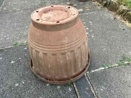 Photo of free Large plastic pot (Desford, Leicester LE9) #2