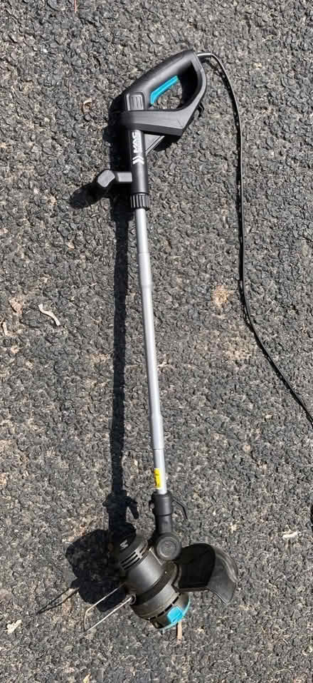 Photo of free Electrical strimmer (TA19 0Ly) #1