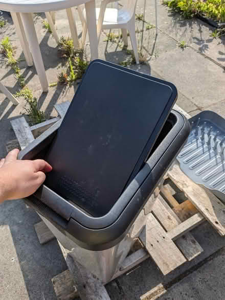 Photo of free Kitchen bin (Chester Road M15) #2