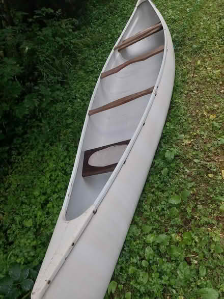 Photo of free 16 ft white canoe (Granite falls) #2