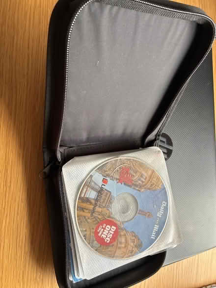 Photo of free Learn French in a week cd’s & case (Harrogate HG2) #1
