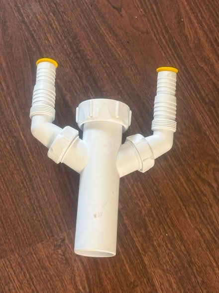 Photo of free Sink drain pipe connector (Wolverhampton WV10) #1