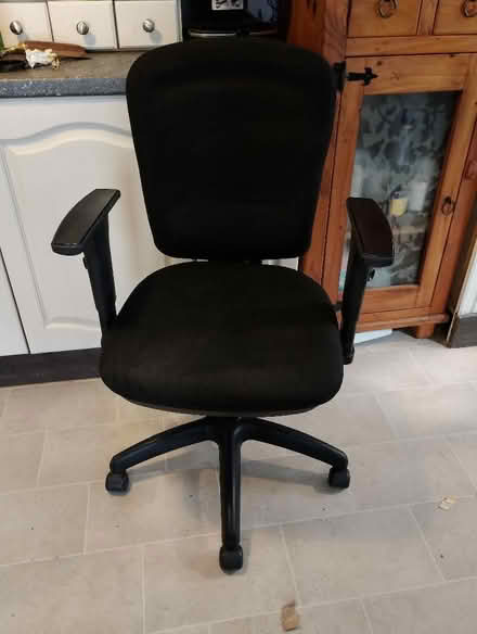 Photo of free Office chair (Droylsden M43) #1