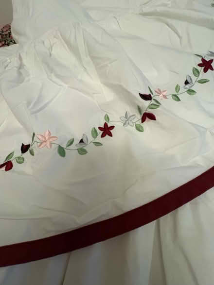 Photo of free Bed skirt for queen bed (Fremont) #1