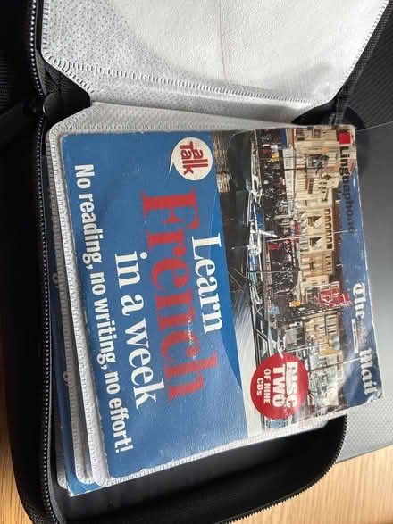 Photo of free Learn French in a week cd’s & case (Harrogate HG2) #2