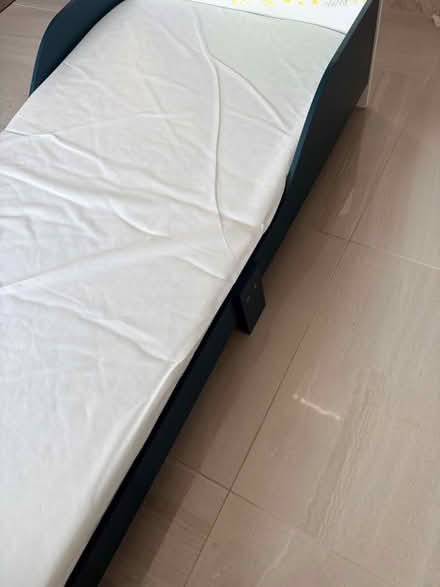 Photo of free Toddler Bed (Newsome HD4) #3