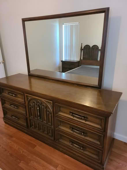 Photo of free Bedroom furniture (Gilroy - Murray Ave) #4