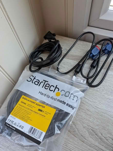 Photo of free Serial cables (Salph End MK41) #1