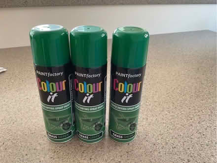 Photo of free Spray paint (Emerson Park RM11) #1