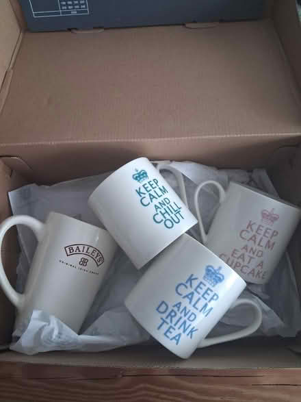 Photo of free 4 mugs (South Norwood SE25) #1