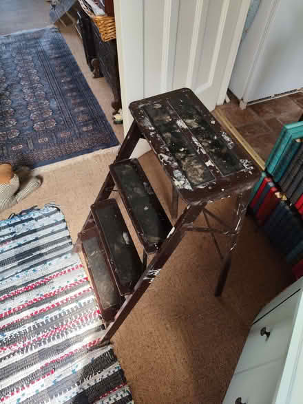 Photo of free Small steps - tatty! (Gidea Park RM11) #1