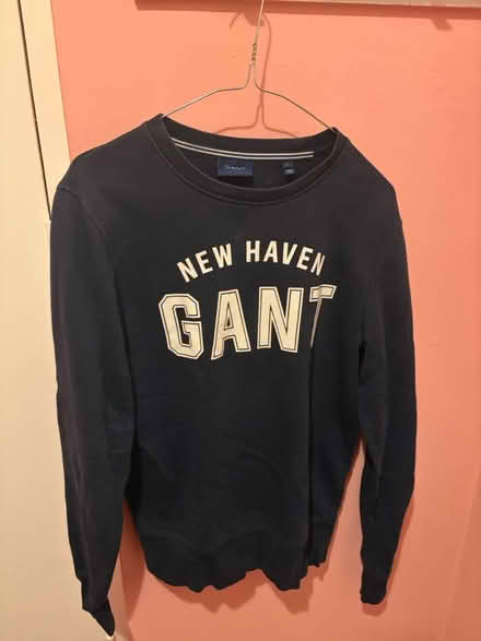 Photo of free Men’s warm sweatshirt (E3) #1