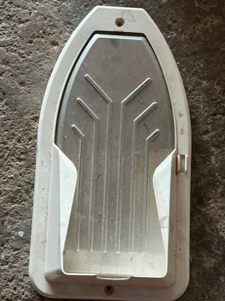 Photo of free Iron holder (Currie EH14) #1