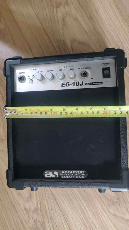 Photo of free Small guitar amp (Baldock (SG7)) #4