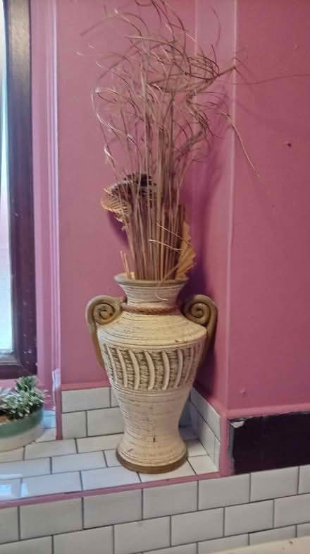 Photo of free Vase (Stone Cross BN23) #1