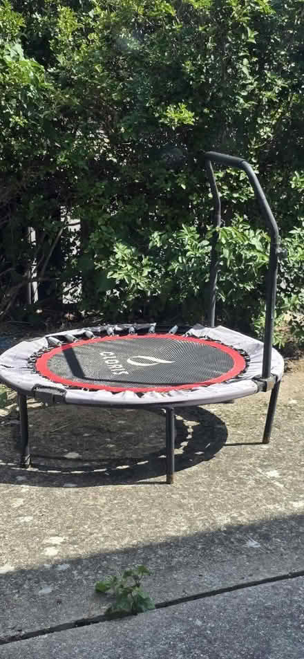 Photo of free trampoline (RM9 Dagenham) #1