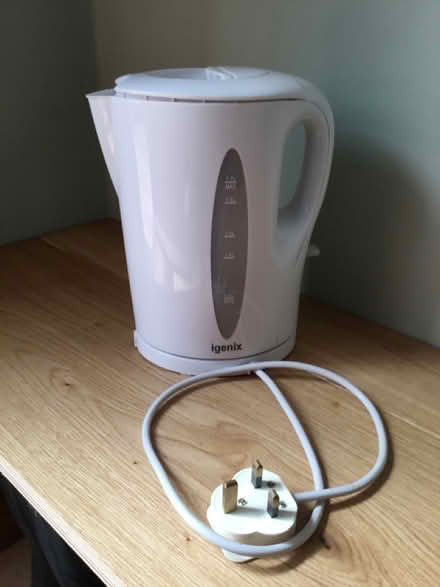 Photo of free White plastic kettle (North Ascot SL5) #1