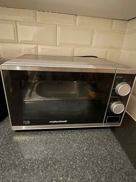 Photo of free Microwave (Stockbridge Edinburgh) #3