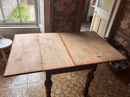 Photo of free Extendable folding kitchen table (Ferryhill. AB11) #4