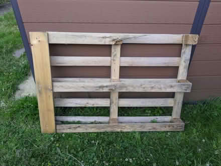 Photo of free one wooden pallet & 5 used fence posts (Upton CH2) #2