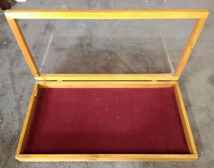 Photo of free Display Case & 100 Jewellery Boxes (DA1) #2