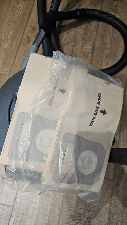 Photo of free Tub vacuum (Wigmore, Gillingham) #3