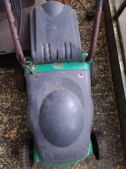 Photo of free Lawnmower (Old Kilpatrick G60) #2