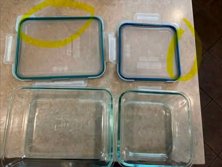 Photo of free Two Snapwares with broken lids (Evanston (Green Bay & Emerson)) #1