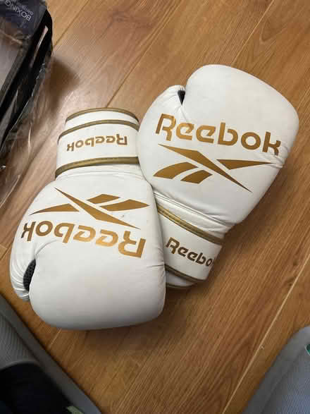 Photo of free Boxing gloves (IG3 ilford) #1