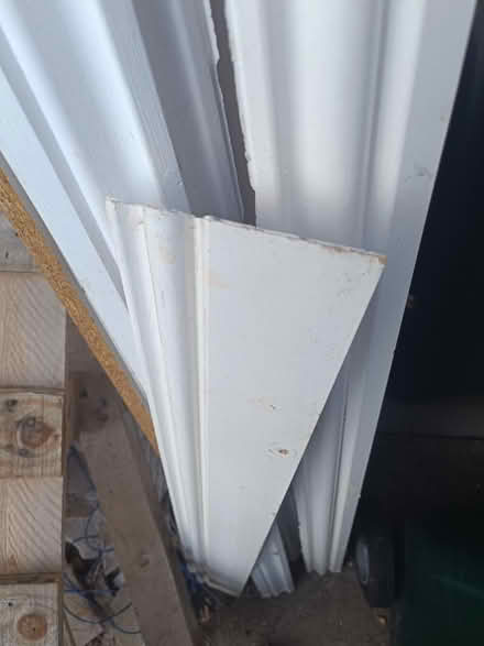 Photo of free skirting boards and architrave (Cv6 4px) #2